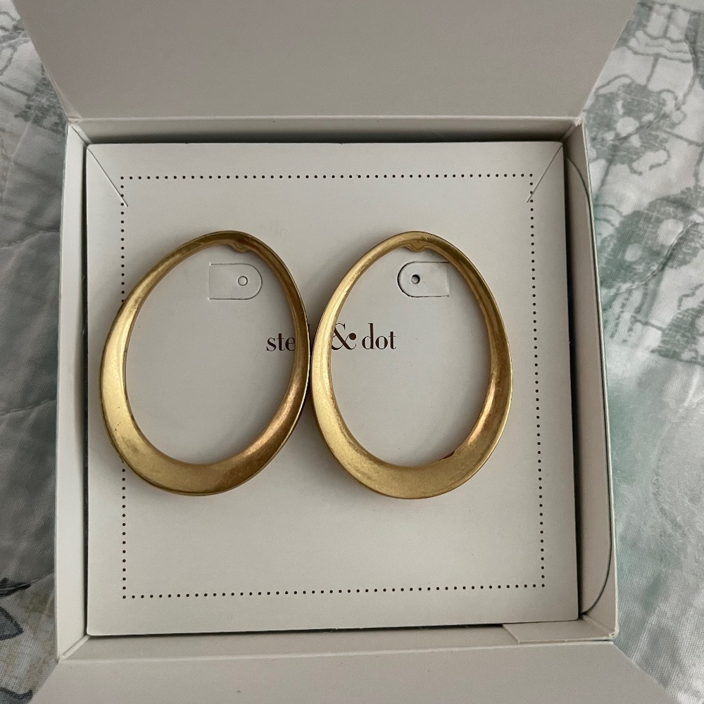 Stella & Dot Earrings